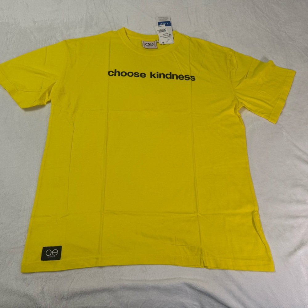 Queer Eye Yellow Choose Kindness Graphic Tee Size XL